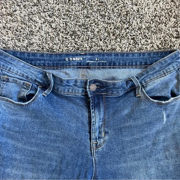Old Navy Jeans - Picture 2 of 6